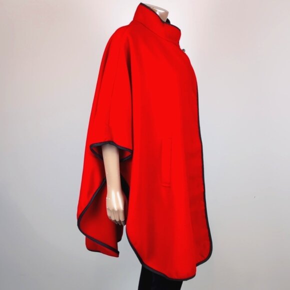 Vintage Laura Red Cape Black Trim Romantic Winter Poncho Coat Formal Christmas - Picture 9 of 15